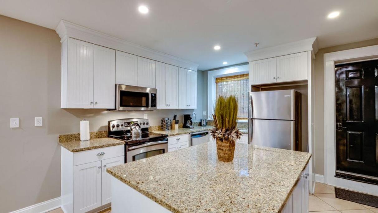 4 Bedroom Beauty Steps From The River Savannah Exteriér fotografie